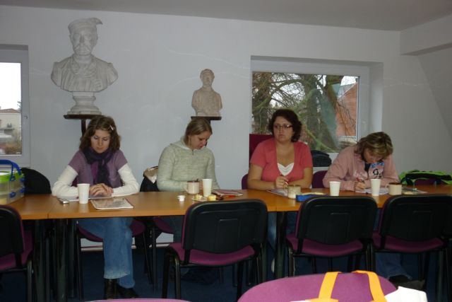 seminář a hlídání 22.11.2010 001