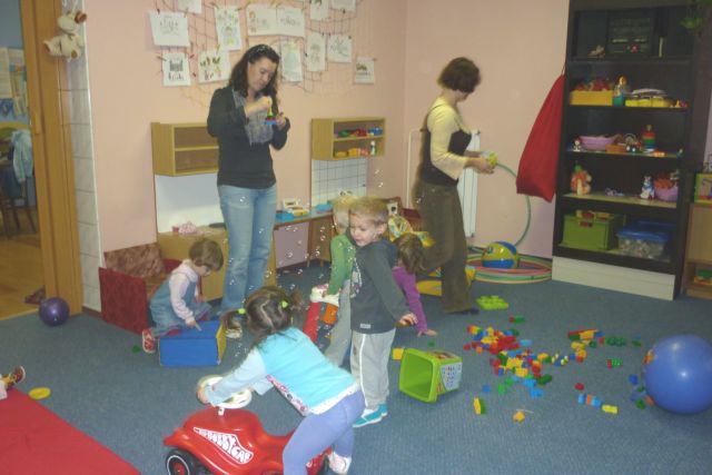 seminář a hlídání 22.11.2010 015