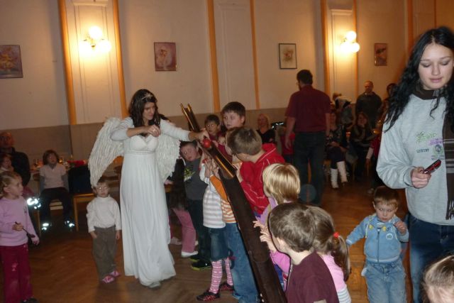 první Mikulášský bál r.2010 328