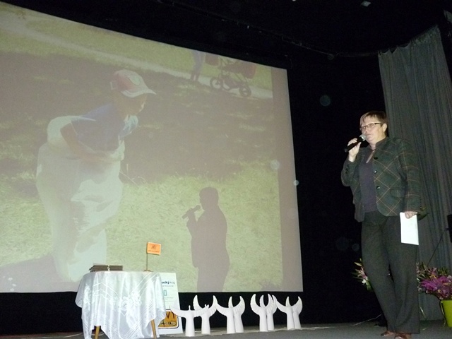 ocenění-zámek 18.10.2011 kino Metropol 028